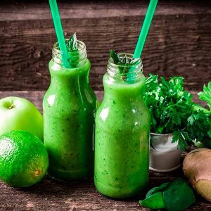 Jugo-de-Pepino,-Apio-y-Manzana-Verde-receta